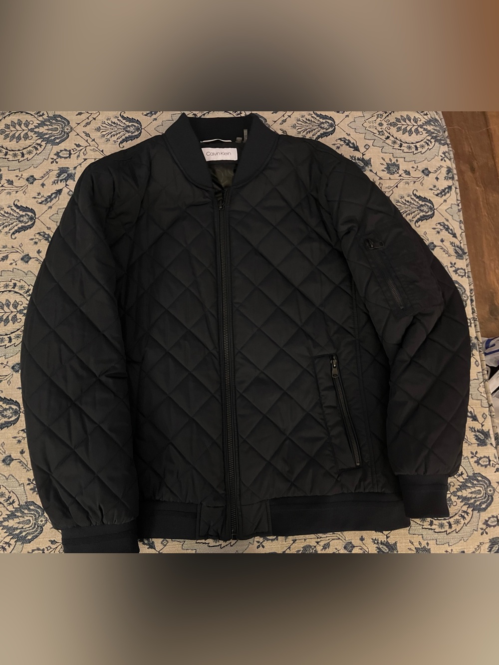 Calvin Klein Black Quilted Jacket with Zip Pockets size L
